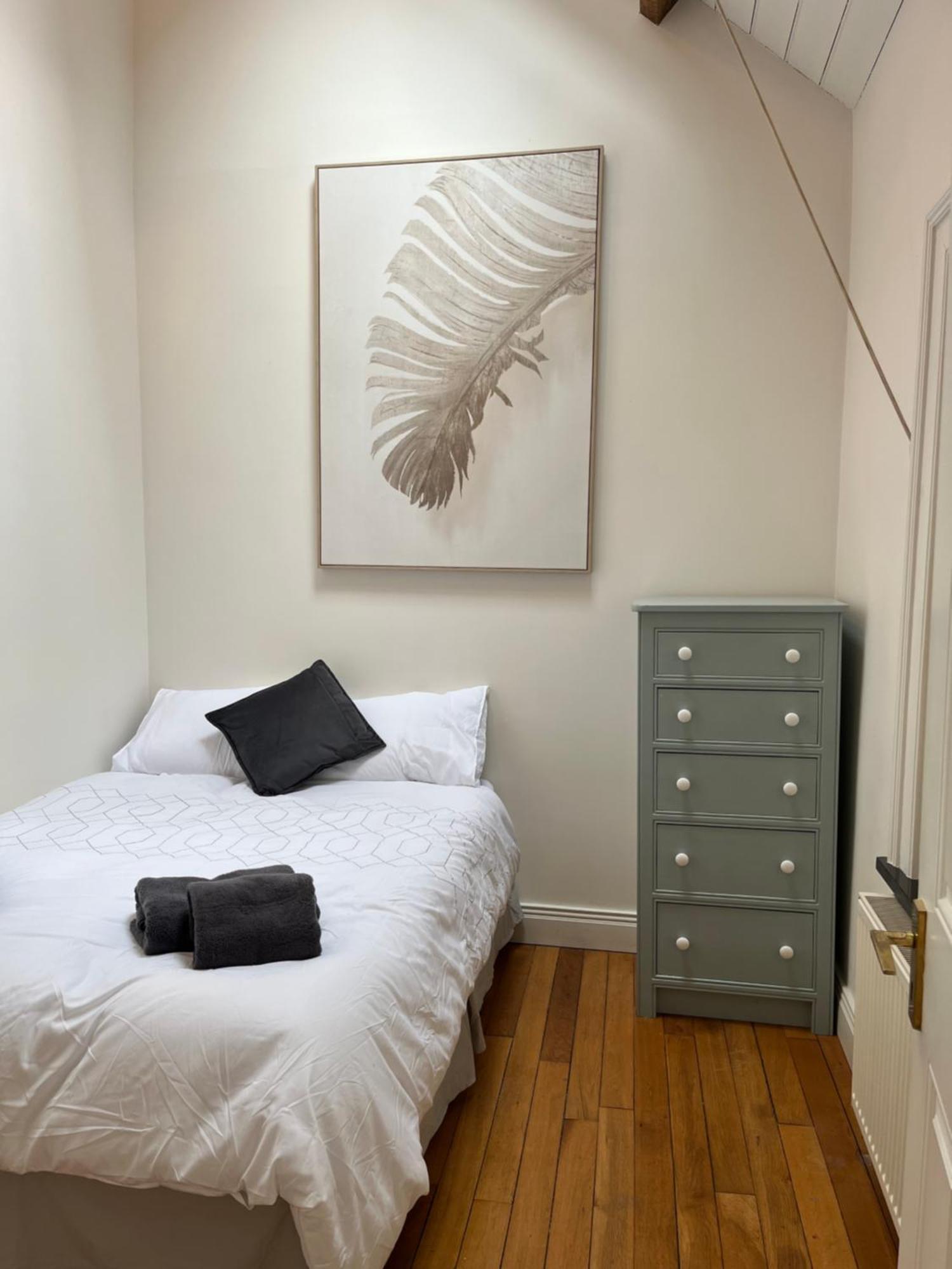 Marguerita Villas Apartment Корк Екстериор снимка